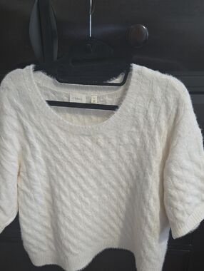 Cyrus Cream Short-Sleeve Scoop Neck Textured Knit Sweater